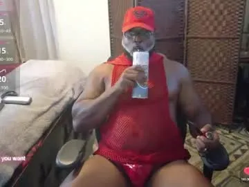 KateDivineUK – webcam model profile photo Image 4