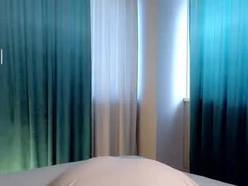 SaraNixxon – webcam model profile photo Image 9