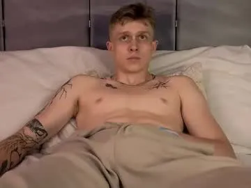 LoraDevine – webcam model profile photo Image 3