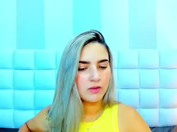 MissSoffiMorel – webcam model profile photo Image 17