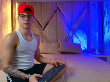 LizzieGreyX – webcam model profile photo Image 3