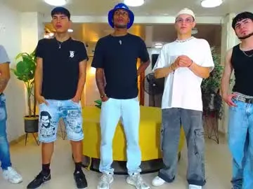 BabeBeth40 – webcam model profile photo Image 2