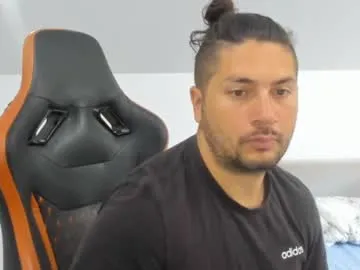 SelennaMoon – webcam model profile photo Image 2