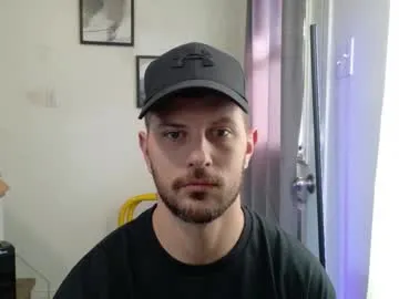 BrookeBratXO – webcam model profile photo Image 15