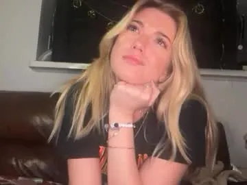 SofiaSins – webcam model profile photo Image 10