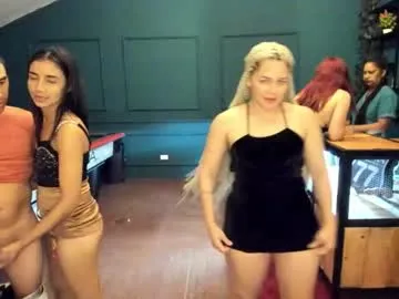 NormanMash – webcam model profile photo Image 14