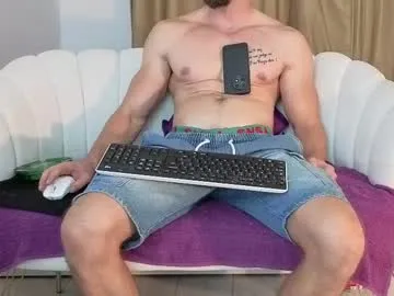 BabeBeth40 – webcam model profile photo Image 11