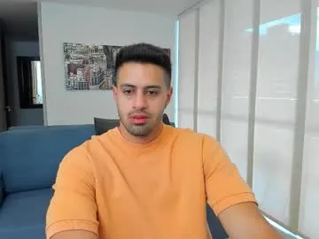 BlondeHott – webcam model profile photo Image 2