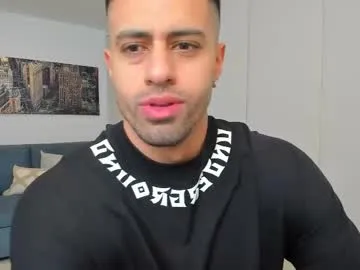 BlondeHott – webcam model profile photo Image 3