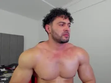 itsme_LEON – webcam model profile photo Image 16