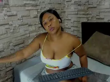 SelennaMoon – webcam model profile photo Image 15