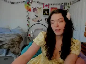 LoraDevine – webcam model profile photo Image 7