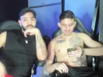 chillbicrew – webcam model profile photo Image 6