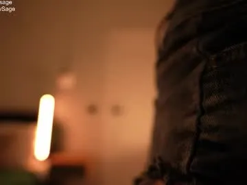 LoraDevine – webcam model profile photo Image 17