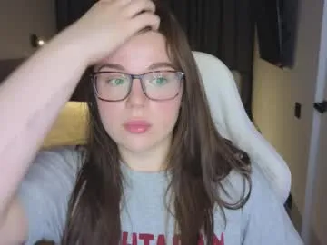 hothoneybabe – webcam model profile photo Image 3