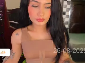 UKRaunchyRobyn – webcam model profile photo Image 9