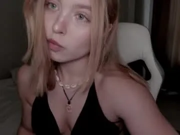 SofiaSins – webcam model profile photo Image 17