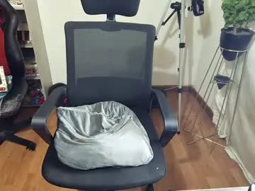 krisssssska – webcam model profile photo Image 10