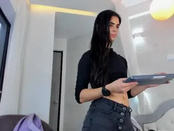 skyamber8v2 – webcam model profile photo Image 15