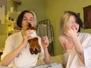 British_EmJess – webcam model profile photo Image 15