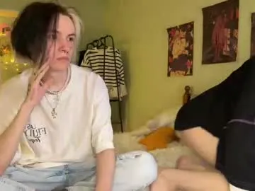 British_EmJess – webcam model profile photo Image 18