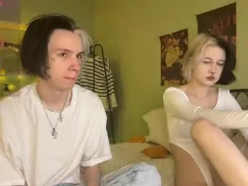 British_EmJess – webcam model profile photo Image 19