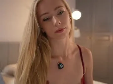 SusyBlair – webcam model profile photo Image 17