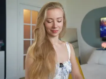 SusyBlair – webcam model profile photo Image 2