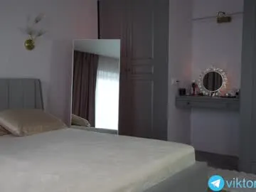 SusyBlair – webcam model profile photo Image 4