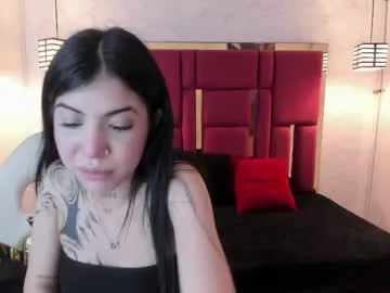 SelennaMoon – webcam model profile photo Image 2