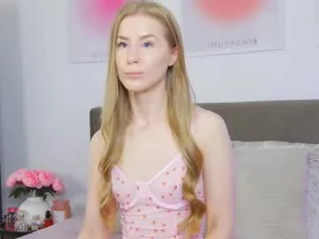 KateDivineUK – webcam model profile photo Image 16