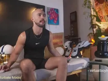 Lovvebirds – webcam model profile photo Image 14