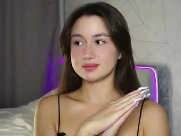 roouse – webcam model profile photo Image 16