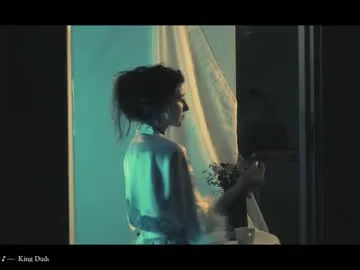 BlondeScarlettx – webcam model profile photo Image 9