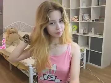 SquirtleBabyy – webcam model profile photo Image 11