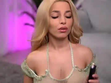 bunny_blonde – webcam model profile photo Image 3