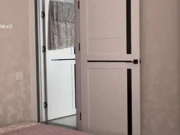 TyleneBuck – webcam model profile photo Image 8