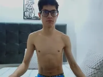 wolfan_sky – webcam model profile photo