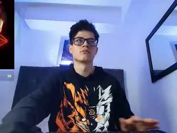 max04 – webcam model profile photo Image 3