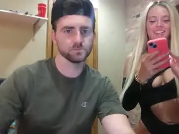 LoraDevine – webcam model profile photo Image 3