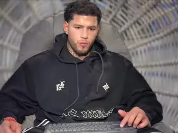 KAMESAN08 – webcam model profile photo Image 2