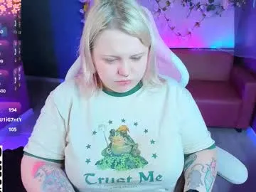 famouswomen – webcam model profile photo Image 3