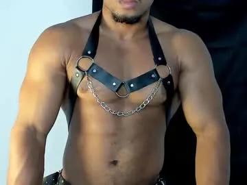 YU-KI00 – webcam model profile photo Image 8