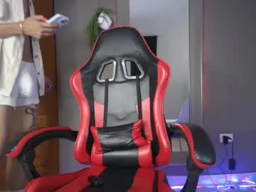 BlondeHott – webcam model profile photo Image 12