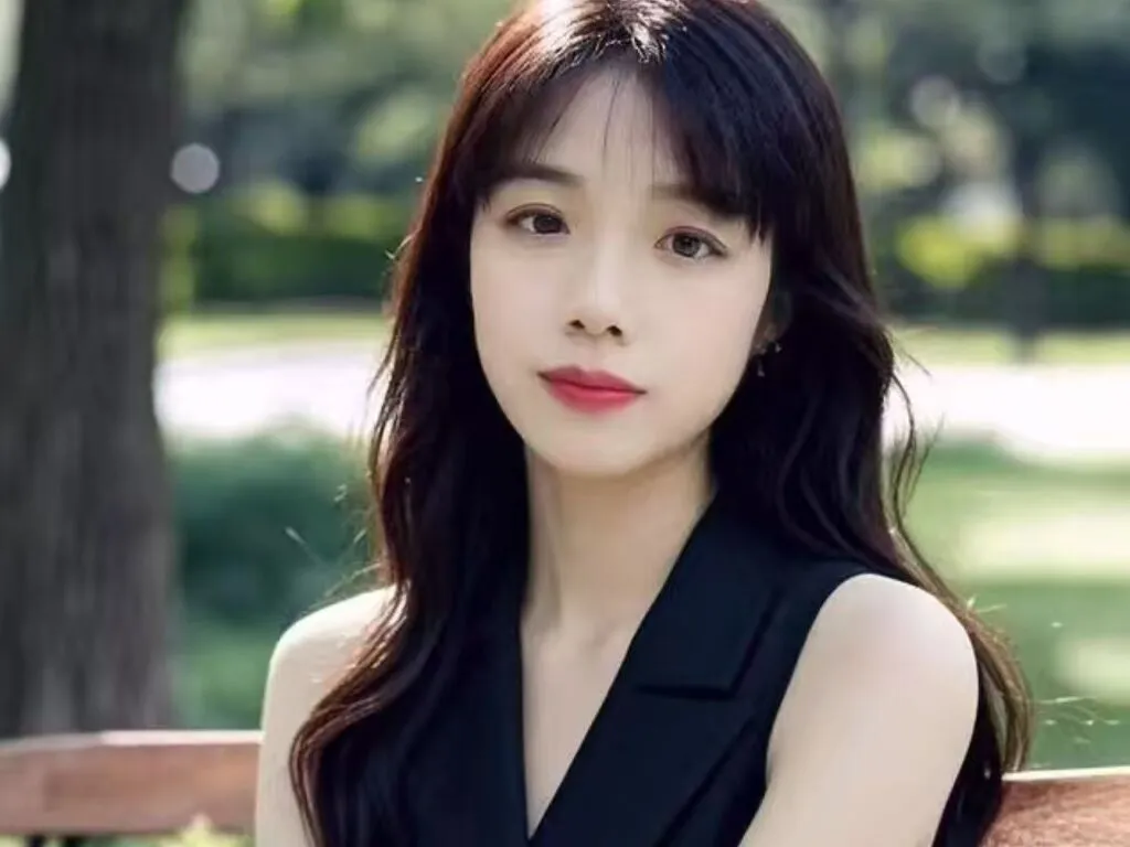 liyufei – webcam model profile photo