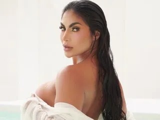 MarilynRainbow – webcam model profile photo Image 3