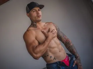 AndresClarck18 – webcam model profile photo