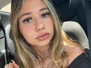 blondeambitionnn – webcam model profile photo Image 3