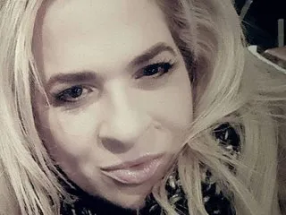 BustyDDBrooke – webcam model profile photo