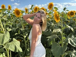 JessieBlonde – webcam model profile photo Image 3